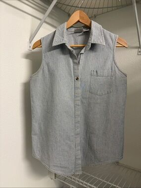 Sleeveless Light Blue Denim Button-Front Shirt
